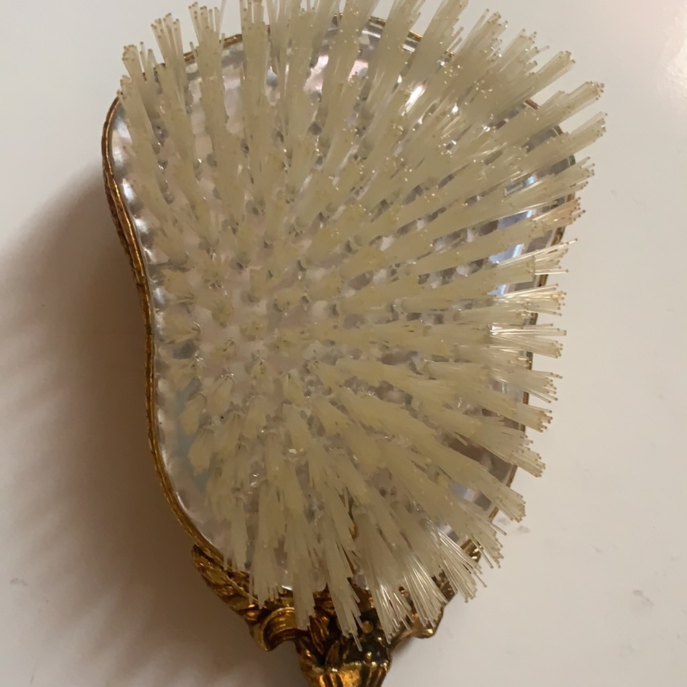 VINTAGE VANITY BRUSH ORNATE HAND HELD.  10.5” LENGTH ART DECO VICTORIAN LOLITA - Picture 3 of 10